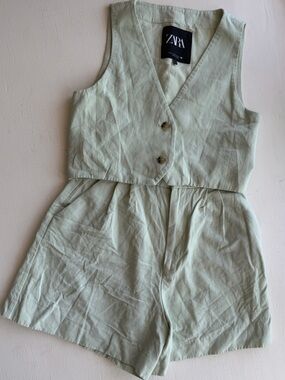 Zara Mint Green Tailored Vest & High-Waisted Shorts Matching Set XS